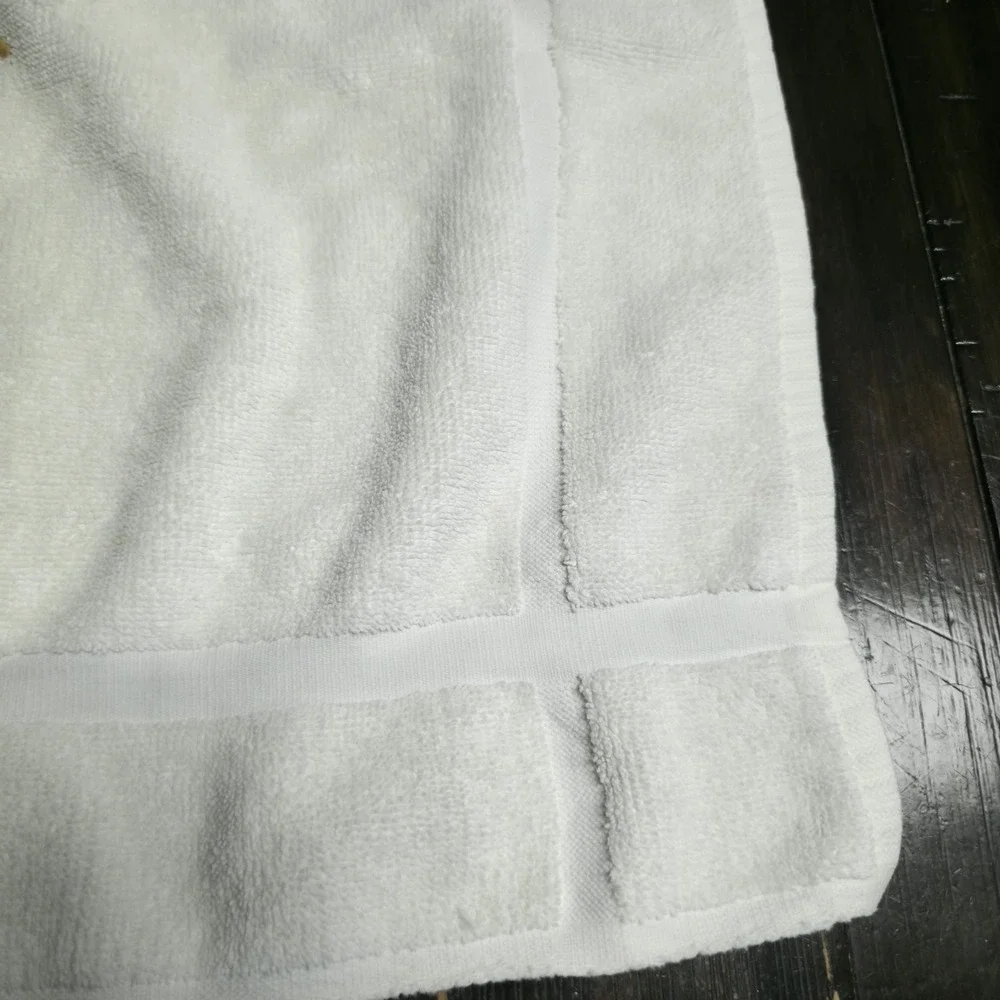 VTG Muscogee White Hand Towel All Cotton Gold Embroidered Monogram B Leaf USA